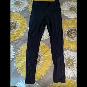 Under armour leggings with mesh